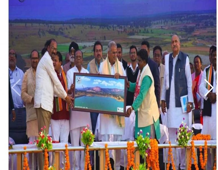 सीएम भूपेश बघेल ने की उद्यानिकी महाविद्यालय खोलने की घोषणा, जशपुर महोत्सव के समापन में शामिल हुए मुख्यमंत्री