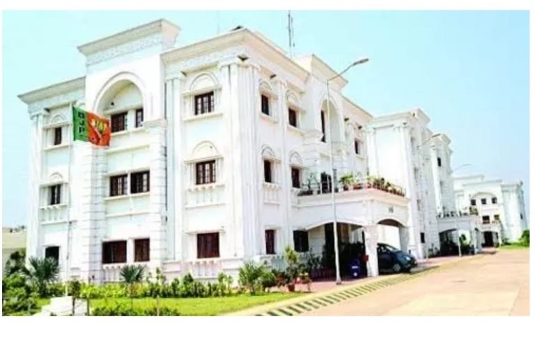 प्रदेशाध्यक्ष ने की कार्रवाईः सरगुजा के आठ उम्मीदवार पार्टी से निष्कासित…