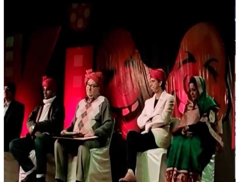 खजुराहो अंतर्राष्ट्रीय फ़िल्म महोत्सव 2019:  यूक्रेन के राजदूत ने की शिरकत, लापतागंज सीरियल के एलिजा टेलर ने किया दर्शकों का मनोरंजन