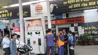 petrol_pump_1576343198_325x183.jpeg