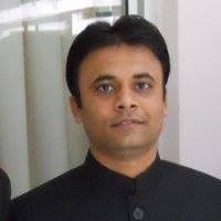 कलेक्टर की फोटो खींचना पड़ा महंगा, छिन गई नौकरी