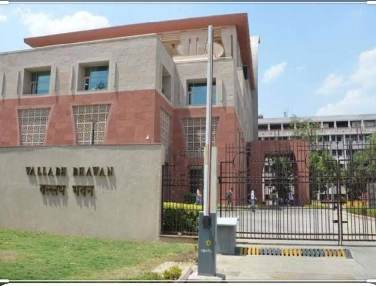 मध्यप्रदेश में अब तबादला सरकार, मंत्री कर सकेंगे मनमर्जी से ट्रांसफर