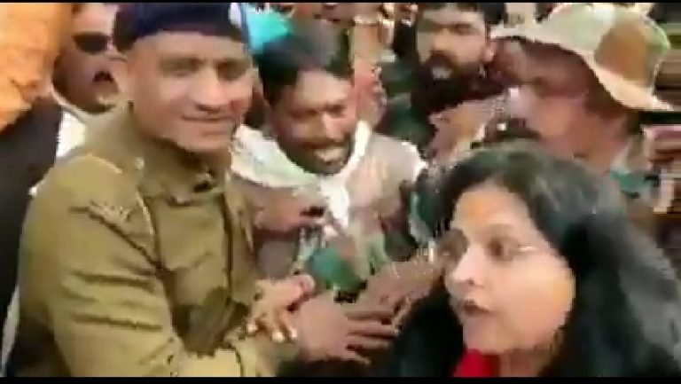 कलेक्टर के तमाचे से बवाल, तेज हुआ सियासी घमासान