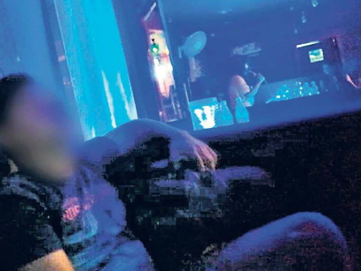 Chhattisgarh News In Hindi : 120 illegal hookah bars in the city, unmatched entry of school students | शहर में 120 अवैध हुक्का बार, स्कूली छात्र-छात्राओं को दे रहे बेरोक-टोक एंट्री