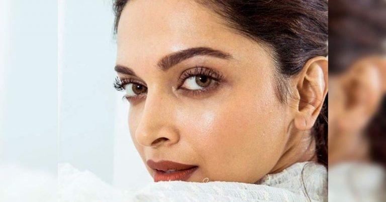 how to curl your eyelashes with an eyelash curler: आंखों की बढ़ेगी खूबसूरती, अगर आई लैशेज कर्ल करते समय रखेंगी इन बातों का ध्‍यान – makeup tips how to curl your eyelashes perfect and easy way