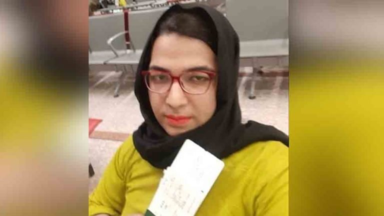 Pakistani transgender Nayab Ali received International Activist of the Year award | पाकिस्तानी ट्रांसजेंडर को ‘इंटरनेशनल एक्टिविस्ट ऑफ द इयर’ पुरस्कार