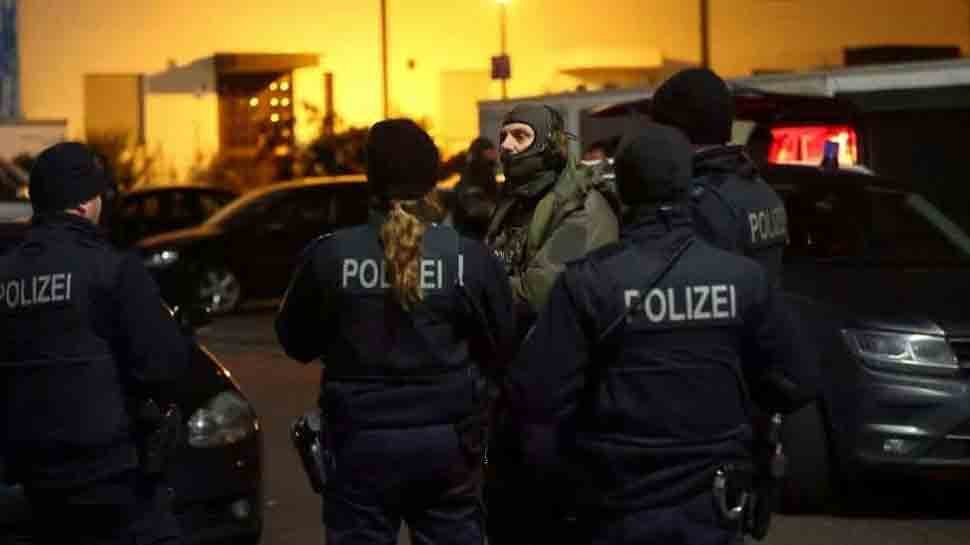 512505-police.jpg