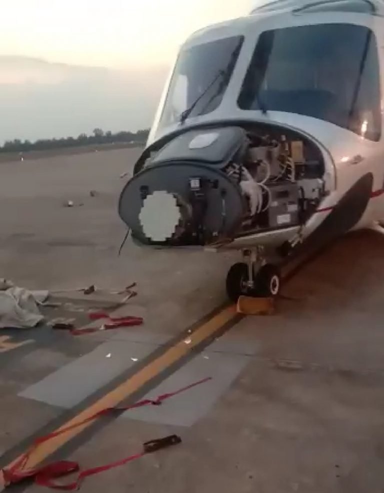 भोपाल के राजा भोज विमान तल पर घुसा युवक,स्पाइस जेट विमान पर की तोड़फोड़