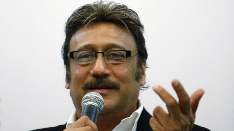 Jackie Shroff Tweeted On The Occasion Of Festival Holi Told To Plant A Tree After Burning It Raw Bharat Salman Khan John Abraham | होली के मौके पर जैकी श्रॉफ ने दी लोगों को एक खूबसूरत नसीहत, वजह भी है खास