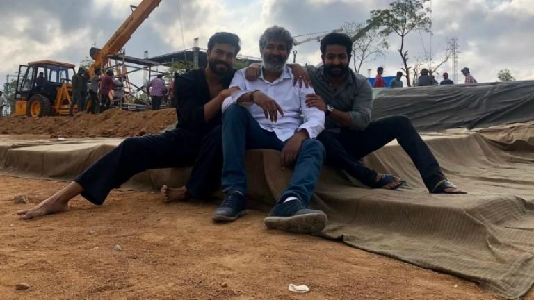 S S Rajamouli New Film Rrr Now New Entry Of Sanjay Dutt And Varun Dhawan After Alia Bhatt And Ajay Devgan Ramcharan Junior Ntr Media South Actors | ‘RRR’: अब इन दो बॉलीवुड अभिनेताओं की हुई फिल्म में एंट्री! जल्द हो सकता है आधिकारिक ऐलान
