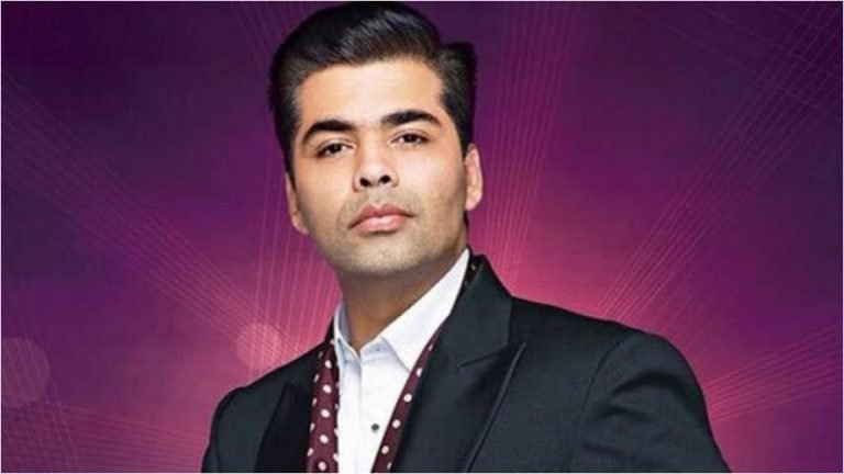 Karan Johar Is Being Trolled On Twitter Social Media After Liking A Anti Post Of Shahrukh Khan Akshay Kumar Kesari Bumper Opening Now Apologize | करण जौहर ने की अक्षय की तारीफ तो गुस्सा हुए शाहरुख के फैंस, मांगनी पड़ी माफी