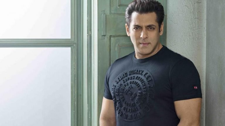 Salman Khan Wants To Produce Hum Aapke Hain Kaun Type Web Series Revealed On The Promotion Of Film Notebook | कुछ इस तरह की वेब सीरीज बनाना चाहते हैं सलमान खान, मीडिया से बातचीत में किया खुलासा