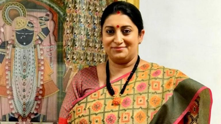 Smriti Irani Make Fun On Rahul Gandhi On Twitter Congress Give This Type Of Answer Pa | स्मृति ईरानी ने ट्विटर पर राहुल गांधी का उड़ाया मजाक, कांग्रेस ने दिया ऐसा जवाब