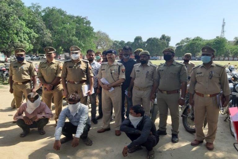 Gang busting bike documents exposed on fake documents 77 vehicles recovered Nodakm UPAU | बाराबंकीः फर्जी दस्‍तावेजों पर बाइक फाइनेंस कराने वाले गिरोह का पर्दाफाश, 77 वाहन बरामद | uttar-pradesh – News in Hindi