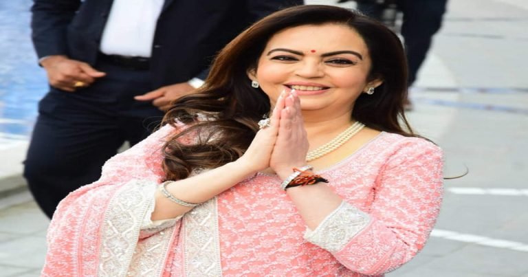neeta ambani pink kurta: नीता अंबानी का यह वाइब्रेंट कलर का कुर्ता है हर ऐज की लड़की के लिए परफेक्ट – neeta ambani vibrant pink colour kurta is perfect for all age group girls and women