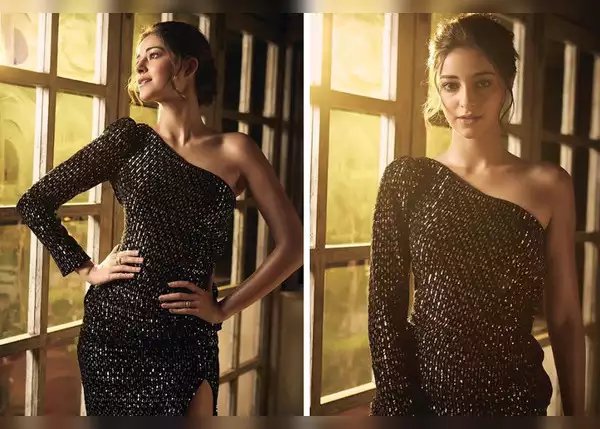 अनन्या का ग्लैमरस लुक