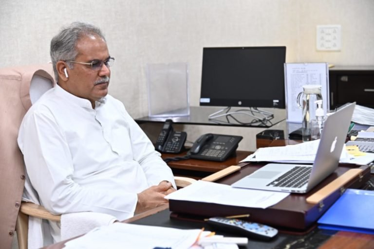 CWC की बैठक में COVID-19 को लेकर आलाकमान से क्या कहा सीएम भूपेश बघेल ने…., CM bhupesh baghel gave covid 19 information to sonia gandhi in congress working committee meting | raipur – News in Hindi