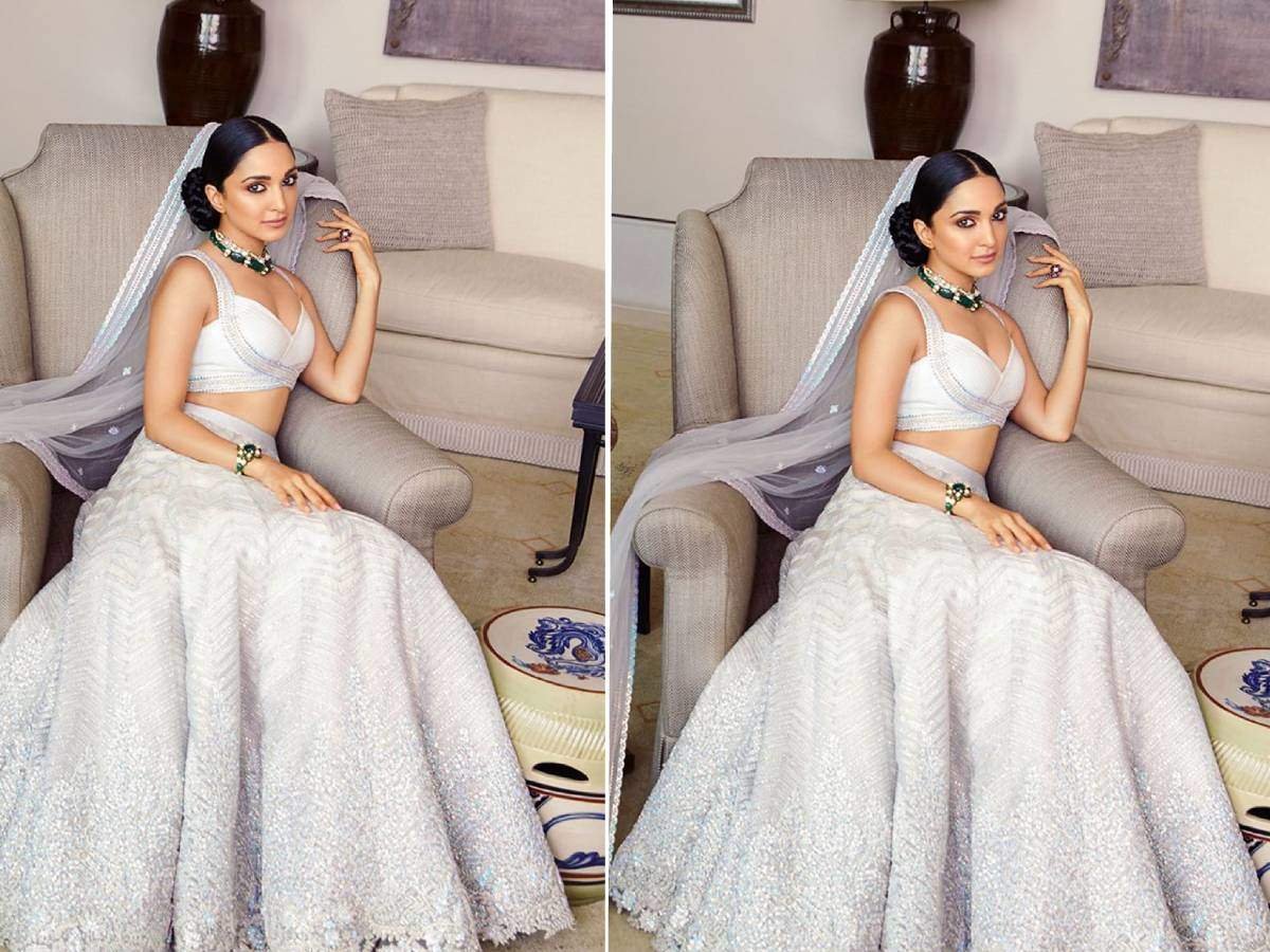 स्नोवाइट लहंगा स्नोवाइट लहंगा