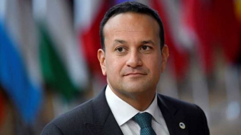 coronavirus Irish PM re-registers as doctor to help his country | कोरोना के खिलाफ लड़ाई में इस ​देश के पीएम ने किया फैसला, खुद करेंगे मरीजों का इलाज