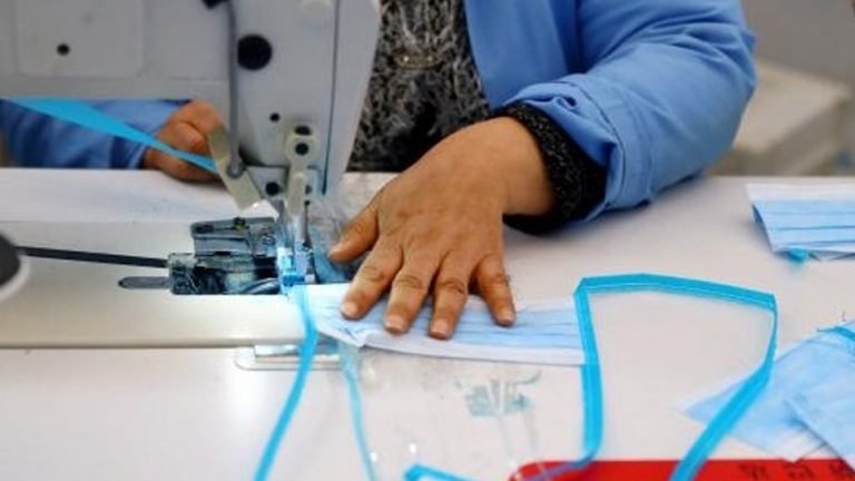 surgical and cotton mask is not safe in Coronavirus | सर्जिकल, कॉटन मास्क कोरोनावायरस को फिल्टर नहीं करते : शोध