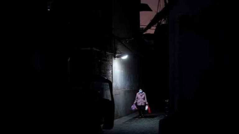 कोरोना वायरस: चीन में मीट बाजारों का बुरा हाल, वुहान में बंद होने के कगार पर मांस-मछली का कारोबार