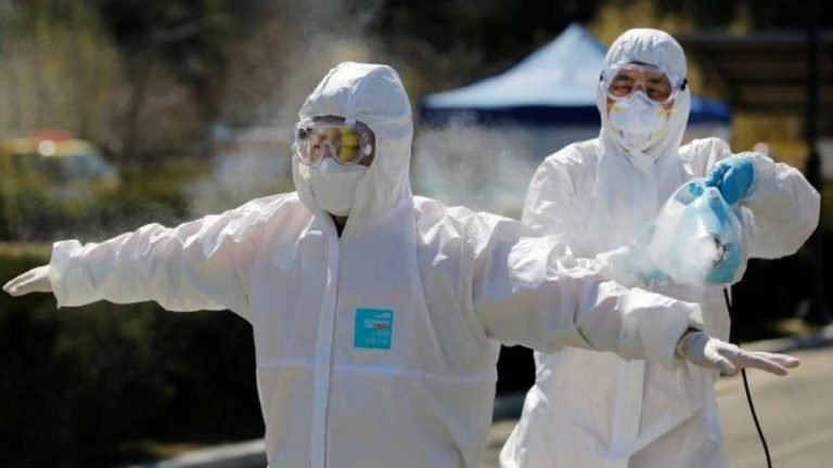 No evidence that people recovered from coronavirus wont get reinfected WHO | Coronavirus को लेकर WHO की चेतावनी, ठीक होने के बाद भी रहेगा ये खतरा