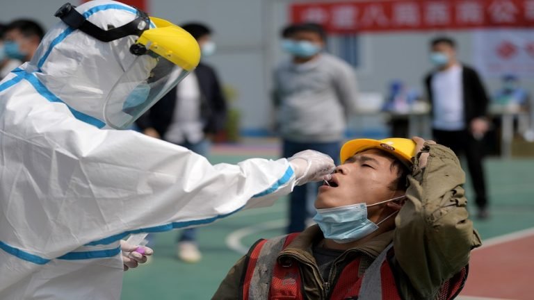 coronavirus cases in wuhan hospitals drop to zero for first time | इस शहर ने दिया दुनिया को कोरोना, अब यहां के अस्पतालों में कोरोना का एक भी मरीज नहीं