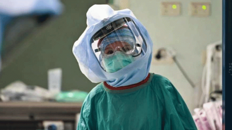 We will get one million PPE from Singapore: Indian envoy | कोरोना से जंग: सिंगापुर से भारत को जल्द मिलेंगी 10 लाख PPE किट