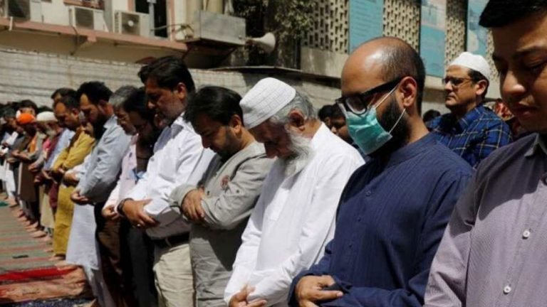 PIMA says mosques becoming coronavirus hotspots | पाकिस्तान में मस्जिदें बन रहीं वायरस का हॉटस्पॉट, इस संस्था ने किया चौंकाने वाला खुलासा