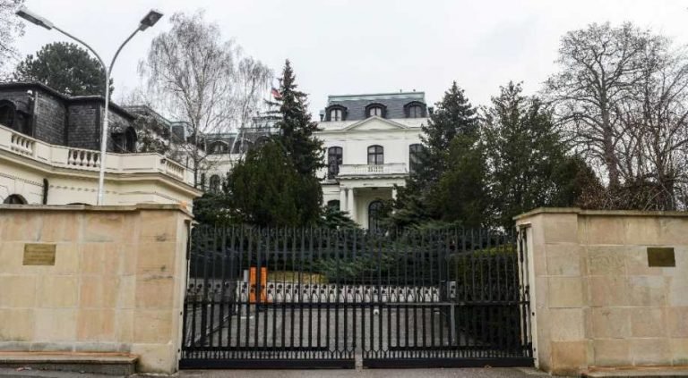 रूस ने खारिज की प्राग के मेयर को जहर देने की साजिश की खबर | Russia rejects news of conspiracy to poison the mayor of Prague