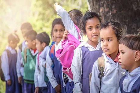 मुंगेली में ‘‘पढ़ाई तुंहर दुआर’’ योजना शुरू, पोर्टल के जरिए घर में ही लगेगी बच्चों की क्लास