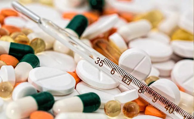 कोरोना संकट के बीच स्वास्थ्य मंत्रालय ने TB रोधी दवाओं के निर्यात पर रोक लगाने की मांग की