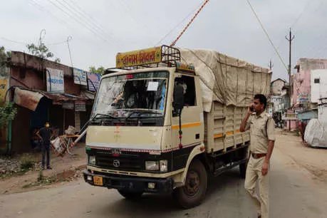 किराना के बहाने महुआ का अवैध परिवहन, लोरमी पुलिस ने की ये बड़ी कार्रवाई