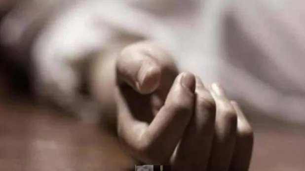 एटा मर्डर केस में चौंकाने वाला खुलासा, घर की बहू ही निकली पूरे परिवार की कातिल – eta news 5 bodies recovered in one home woman poisoning family members