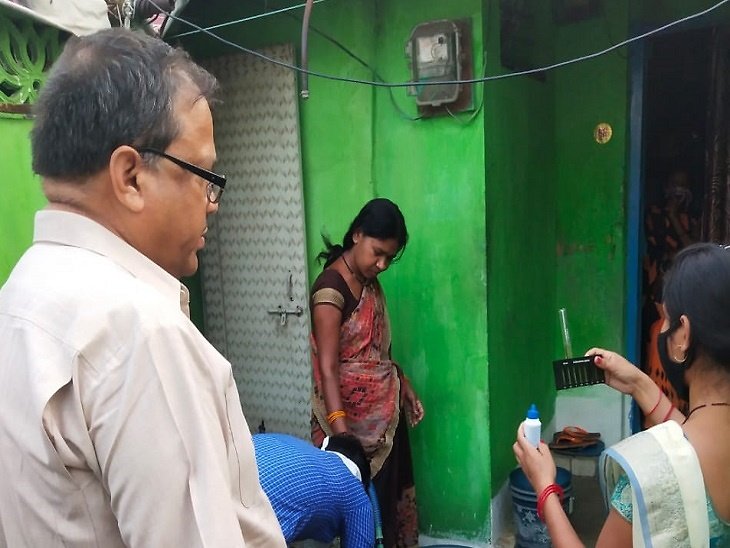 Raipur News In Hindi : Jaundice to 7 people in Raipur, Chhattisgarh Corona Raipur Jaundice Raipur Raiyapur Municipal Corporation | कोरोना संकट के बीच शहर के लोगों में पीलिया फैलने की आशंका, जांच के लिए पहुंचा नगर निगम का अमला