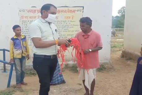 लॉकडाउन में फंसे कई मजूदर, सूरजपुर कलेक्टर ने ऐसे सेलिब्रेट किया उनका बर्थडे