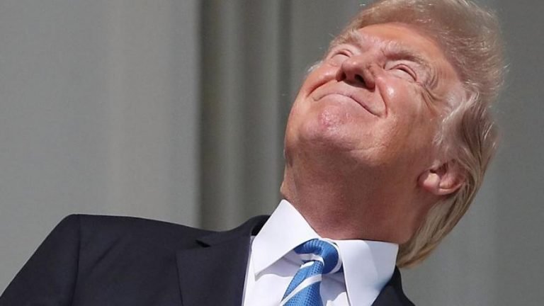 Us Congresswoman Asks Sunder Pichai Why On Googling Idiot Donald Trump Picture Comes Up Tk | जब सुंदर पिचई ने बताया- गूगल पर ‘Idiot’ सर्च करने पर क्यों दिखती है ट्रंप की तस्वीर