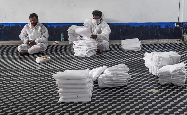 Mumbai: 6 employees of Taj Hotel Found Corona positive – मुंबई: ताज होटल के 6 कर्मचारी कोरोना पॉजिटिव, संपर्क में आए लोगों को किया गया क्वारनटीन