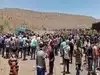 MP बॉर्डर पर बिहार-यूपी के मजदूरों का बवाल, पुलिस पर पथराव, ASP-SDM समेत 5 घायल 