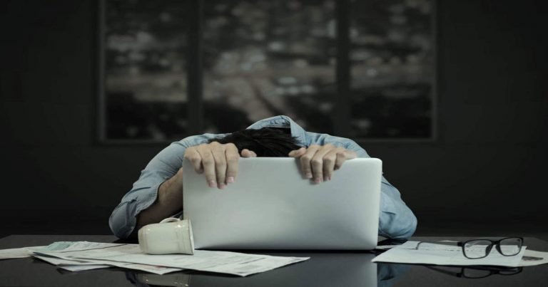 how to live stress free in lockdown: Work From Home: लॉकडाउन 4 के कारण बंद है ऑफिस, ऐसे बनाएं लाइफ में बैलंस – how to ensure a healthy and nutritious lifestyle during lockdown in hindi