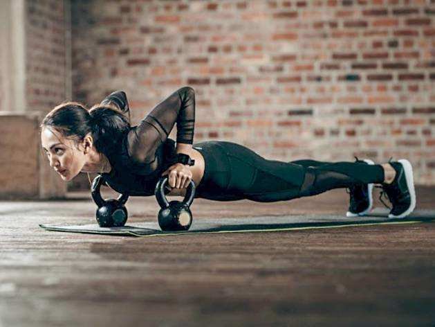 Exercise At Home : रोजाना 15 पुशअप्स करने से मिलते हैं यह फायदे, फिट बने रहने में मिलती है बहुत मदद