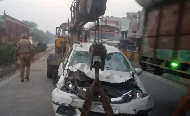 अपहरणकर्ताओं के चंगुल से लड़की को छुड़ाकर वापस लौट रही पुलिस टीम की बुलेरो का एक्सीडेंट, 3 की मौत