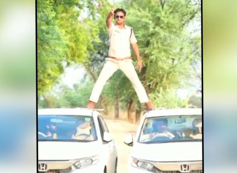 कोरोना के बीच वायरल हुआ एमपी के सिंघम दरोगा का फिल्मी स्टंट