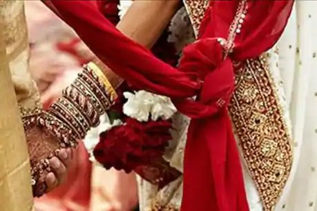 लॉकडाउन में 70 फीसदी से ज्यादा शादियां कैंसिल, अब परमिशन मांगने लगी लंबी कतार
