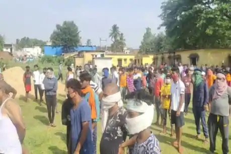 गर्लफ्रेंड से झगड़कर चढ़ा पानी की टंकी पर, लगा पुलिस को कॉल, फिर....