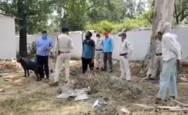 मध्य प्रदेश में जज के घर हुई चोरी, चोरों ने उड़ाईं 5 रोटियां और 1900 रुपये