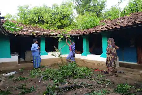 आंधी-तूफान ने कवर्धा में मचाई तबाही, 50 घरों के छत उड़े, फसल भी हुई बर्बाद