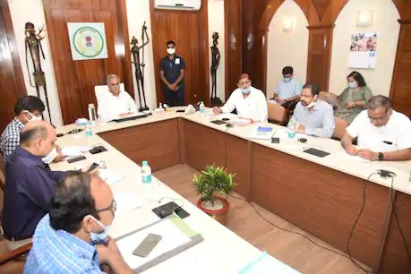 2.84 लाख का रजिस्ट्रेशन, लौटे 1.26 लाख मजदूर, क्या 'घर वापसी' से बढ़ रहा COVID-19 का खतरा?