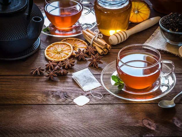 Immunity Booster Drink: आज से खुला लॉकडाउन, वायरस से बचे रहने के लिए पीएं यह आयुर्वेदिक ड्रिंक