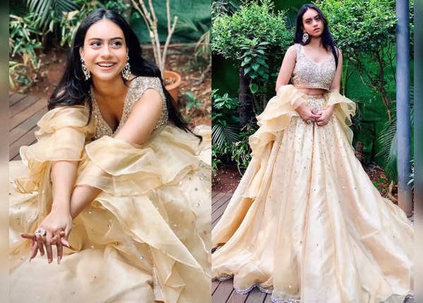 ट्रडिशनल क्लोद्स भी हैं पसंद